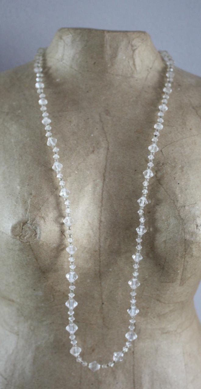 Witte kralen ketting