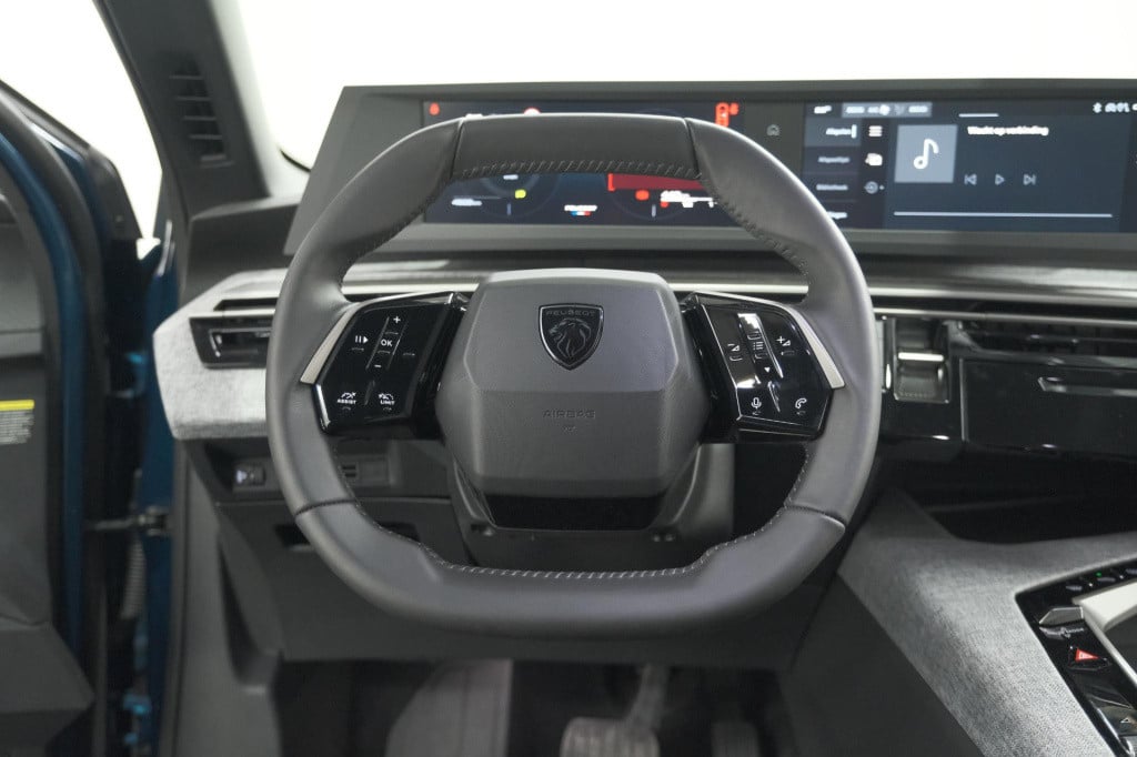 Peugeot 3008 hybrid 136 e-dsc6 allure | camera | apple carplay | parkeersen