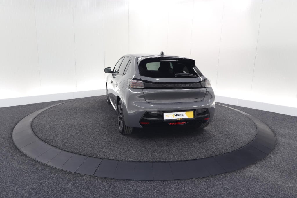 Peugeot 208 hybrid 100 e-dcs6 allure | camera | keyless entry | apple carpl