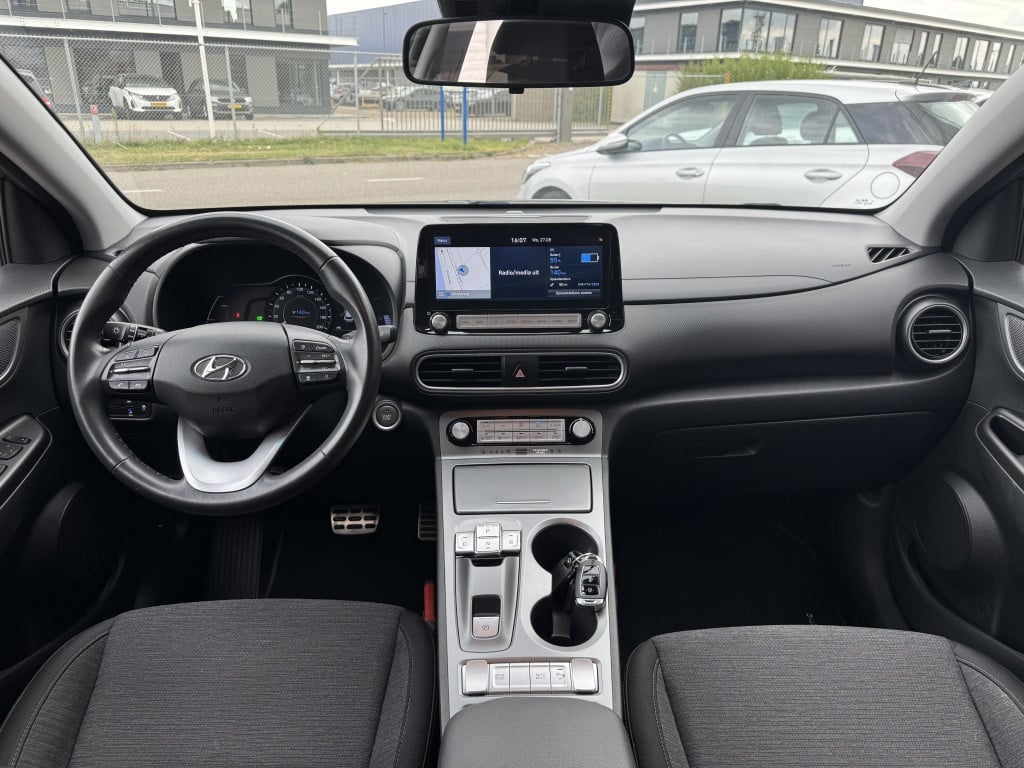 Hyundai Kona ev comf smart 39 kwh | 1e eigenaar | dealer onderhouden! |