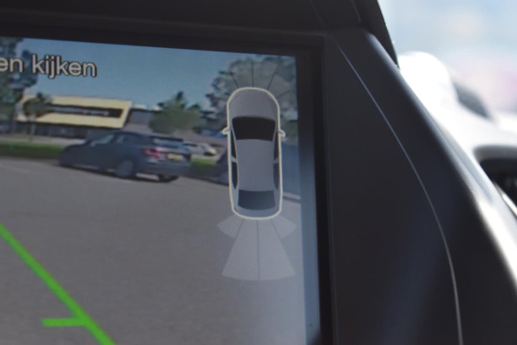 Ford Kuga 1.5 titanium | volledig dealer onderhouden | trekhaak | 1800kg tr