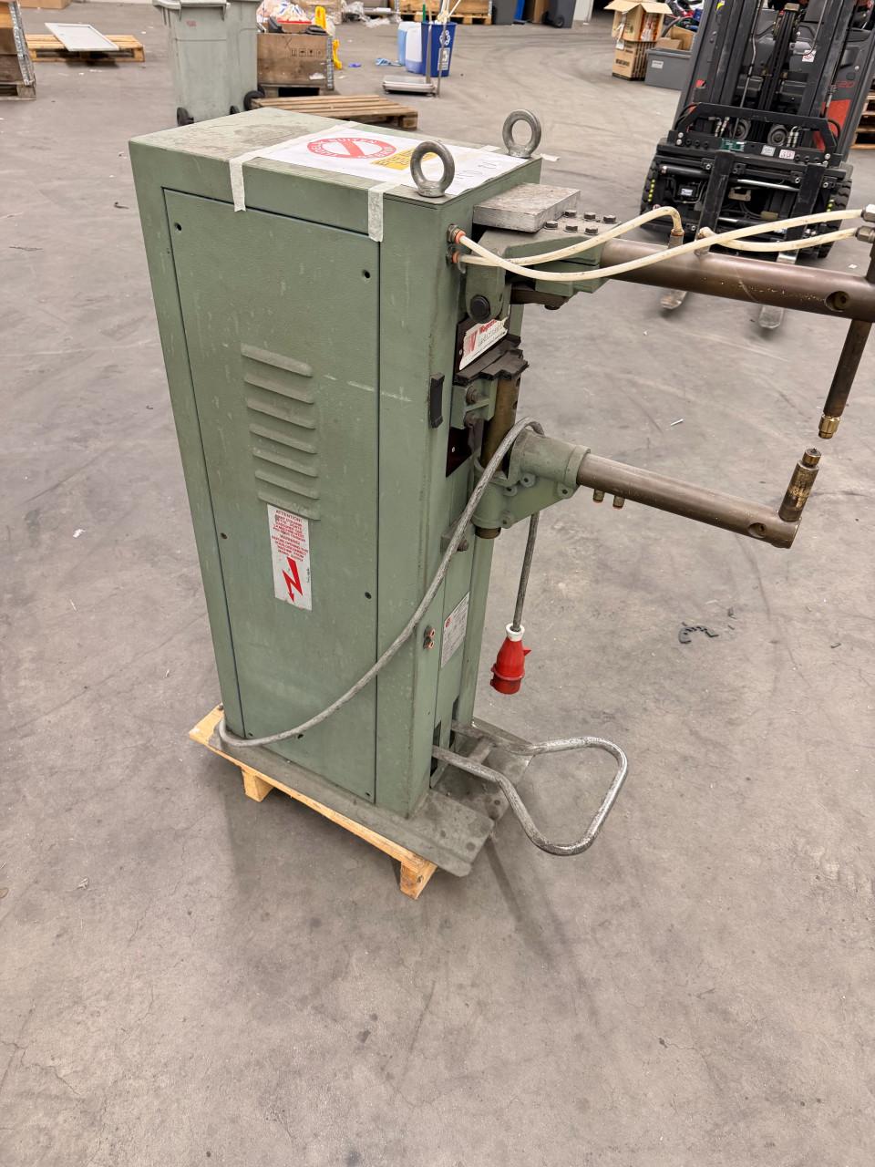 Defecte Puntlasmachine - Wagenvoorde Lastechniek