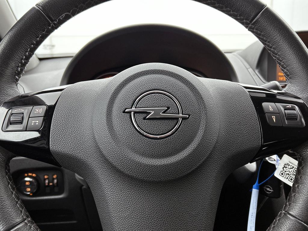 Opel Corsa 1.2-16v business+ | trekhaak | nieuwe apk |