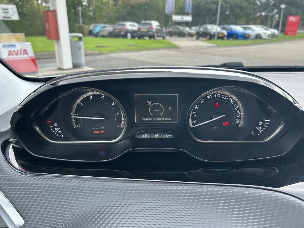 Peugeot 208 1.2 puretech 110pk 5d roland garros apple carplay | navigatie |