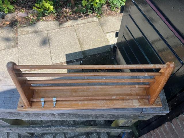 Pannenrekje van hout, antiek