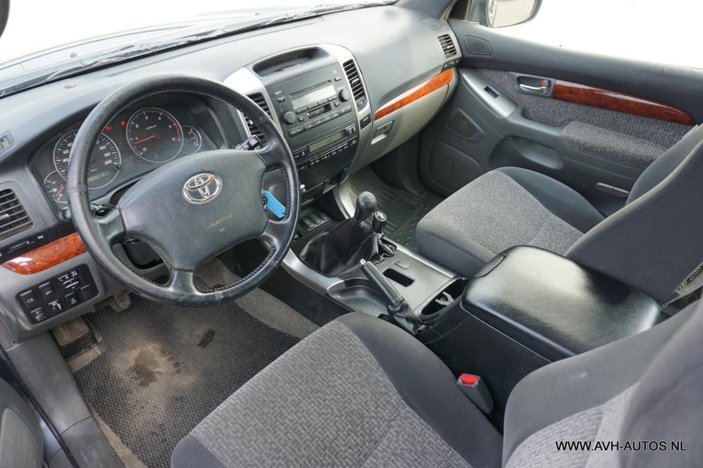 Toyota Land Cruiser 3.0 d-4d lx