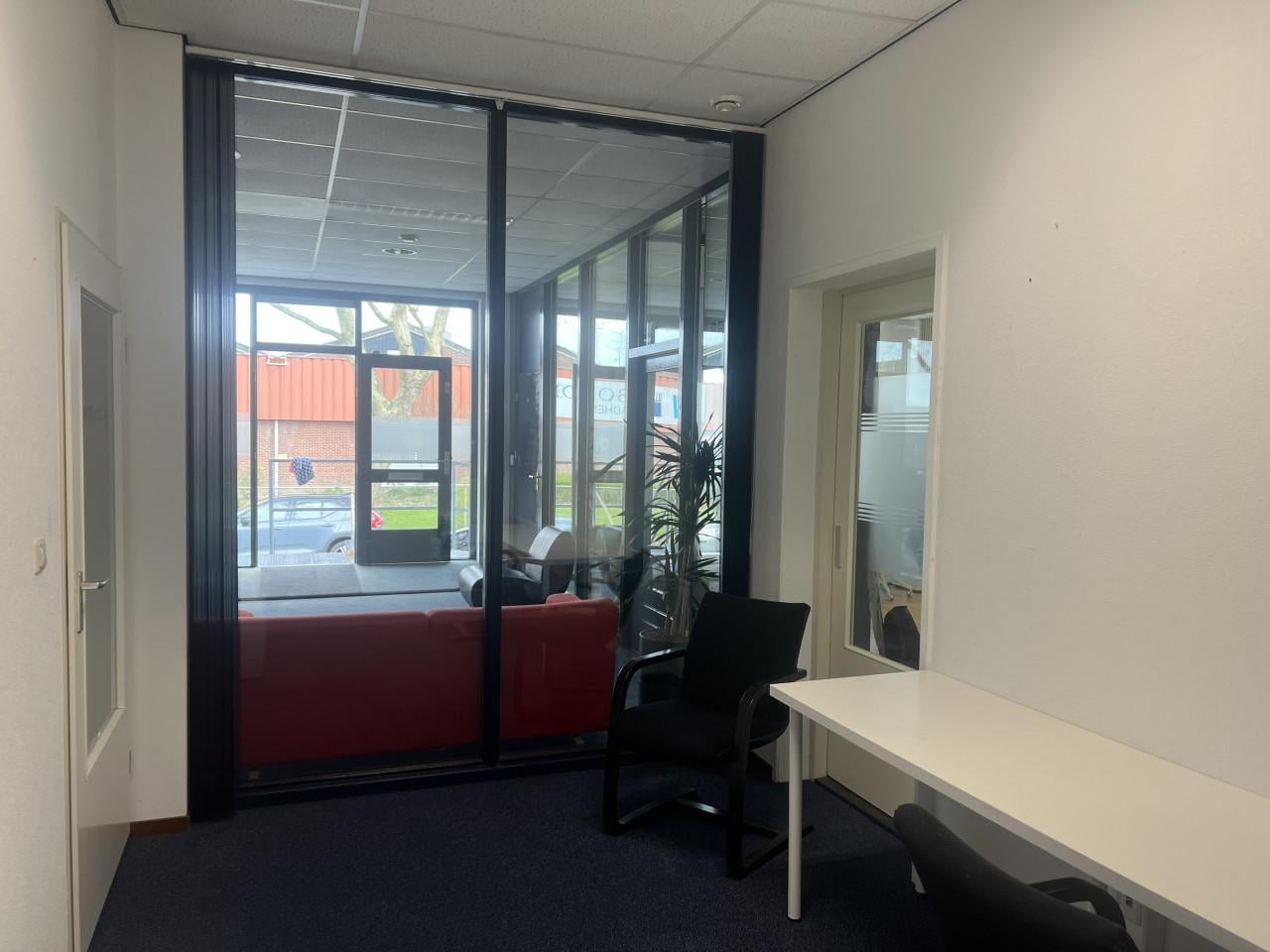 Te huur 13m2 Kantoor/bedrijfsruimte c.q.postadres