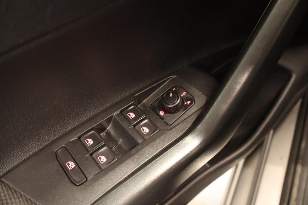 Volkswagen Polo 1.0 tsi comfortline nl auto, carplay, adaptive, airco, dab