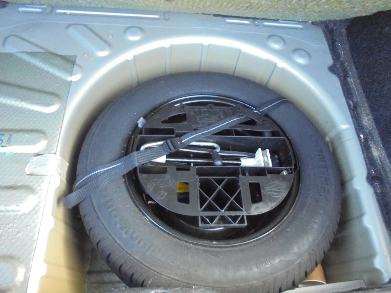307 Hatchback leuke auto met diverse optie's Apk April 2027 en N.A.P € 1350