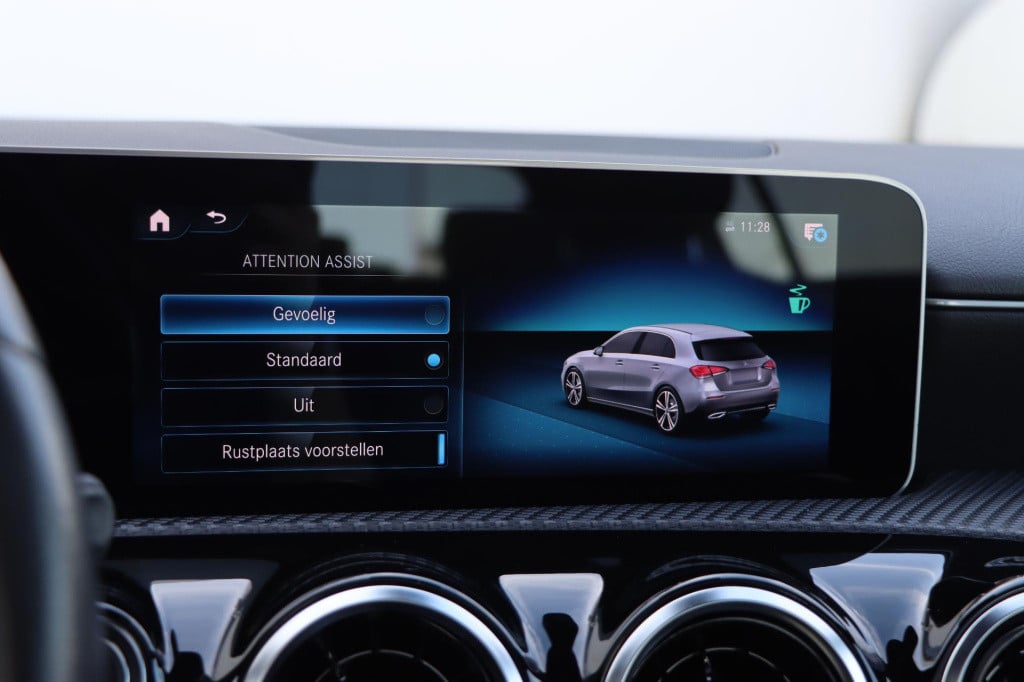Mercedes-Benz A-Klasse 200 business solution plus upgrade