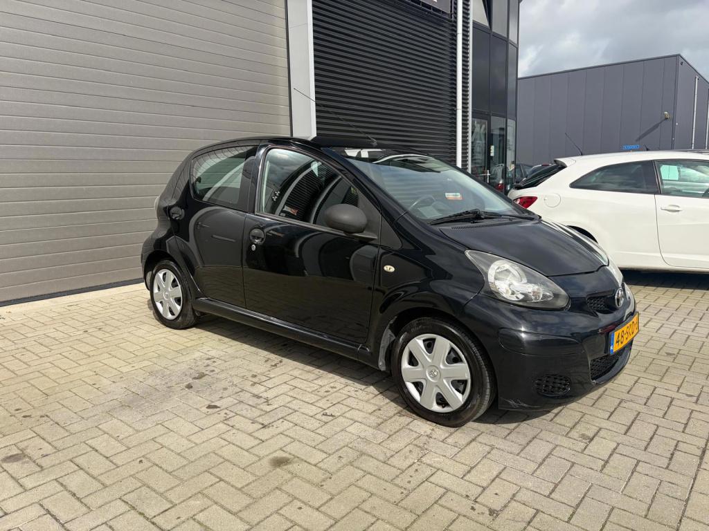 Toyota Aygo 1.0-12v now/nap/apk/airco/
