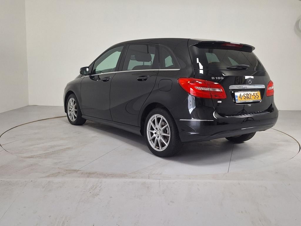 Mercedes-Benz B-Klasse 180 | stoelverwarming |