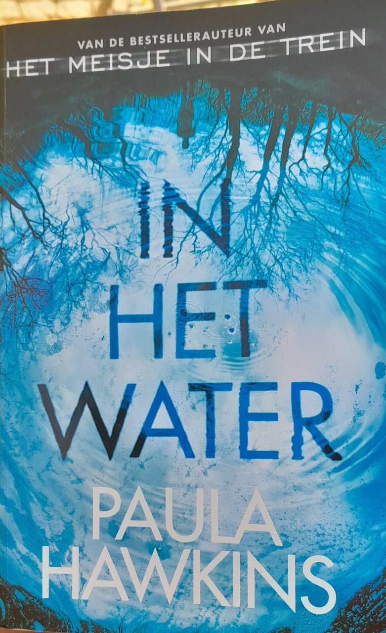 Paula Hawkins - In het water.