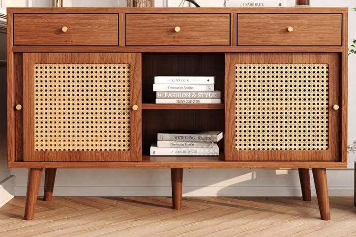 Nieuw dressoir