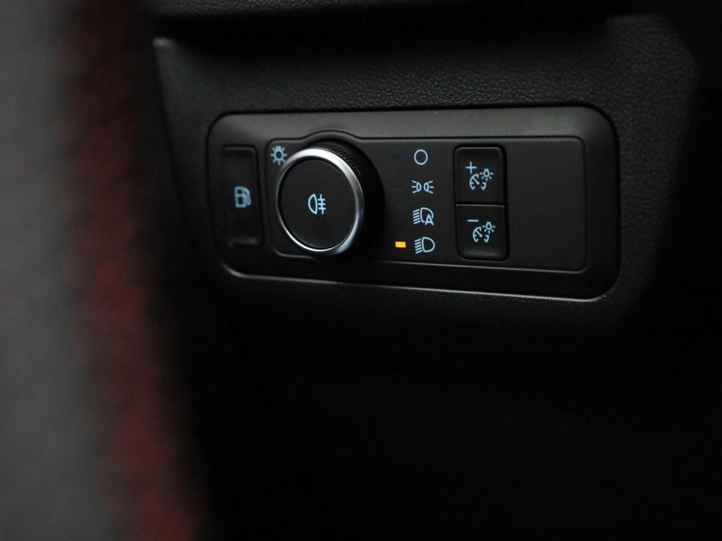 Ford Kuga st-line | climate control | cruise control | head-up display | ac