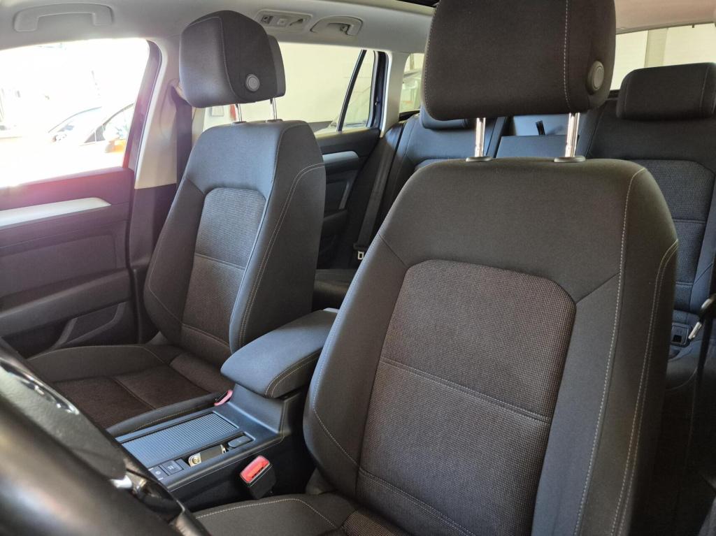 Volkswagen Passat variant 1.4 tsi comfortline / distributieriem vervangen