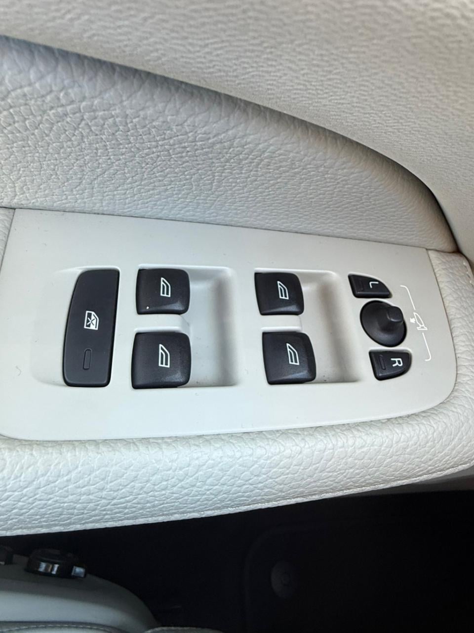 Volvo V60 2.0 t8 twin engine awd inscription