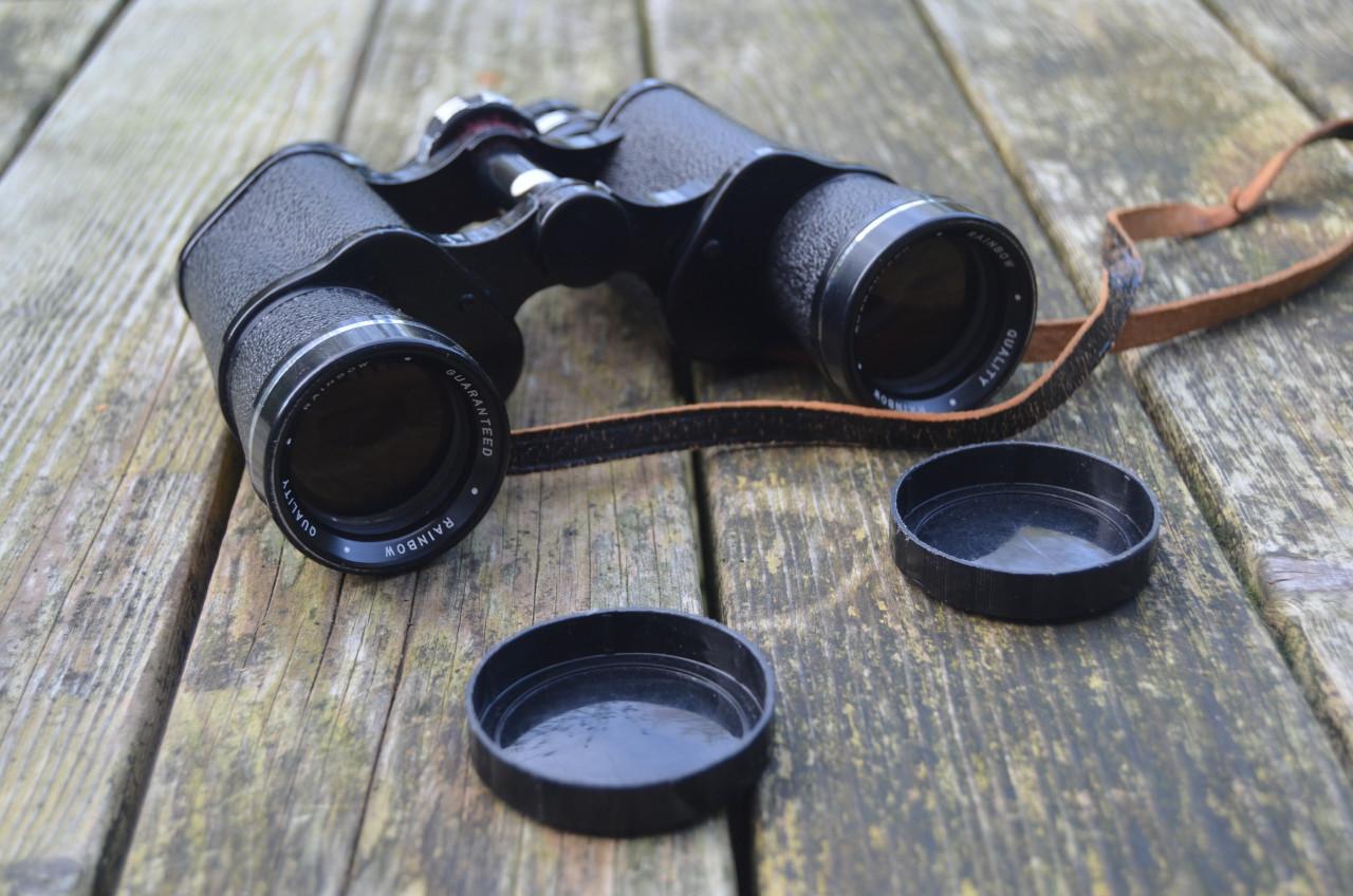 Rainbow verrekijker in mooi lederen etui.