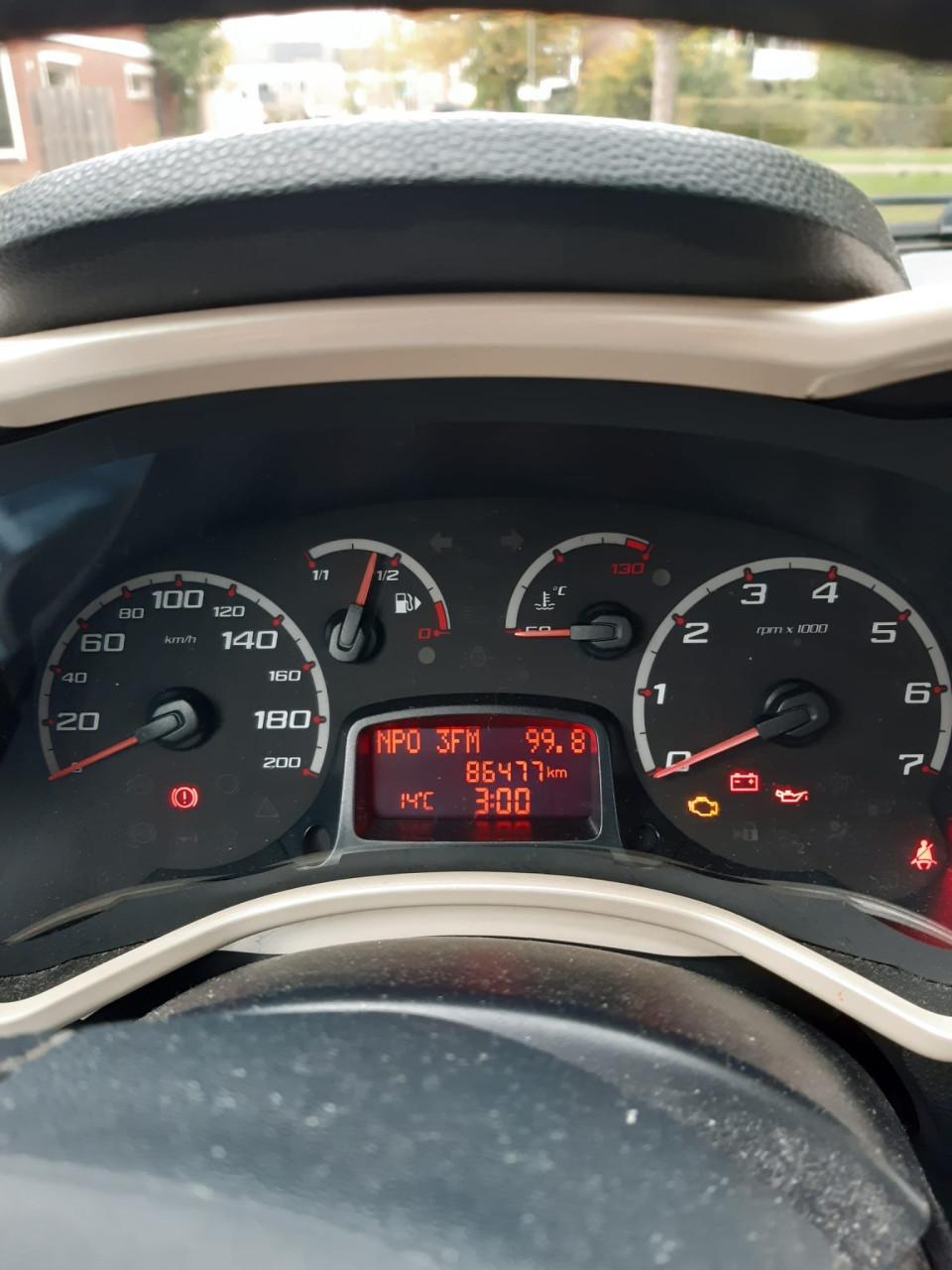 Ford Ka 1.2 51 kw titanium