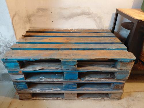 Gratis af te halen: 4 houten pallets