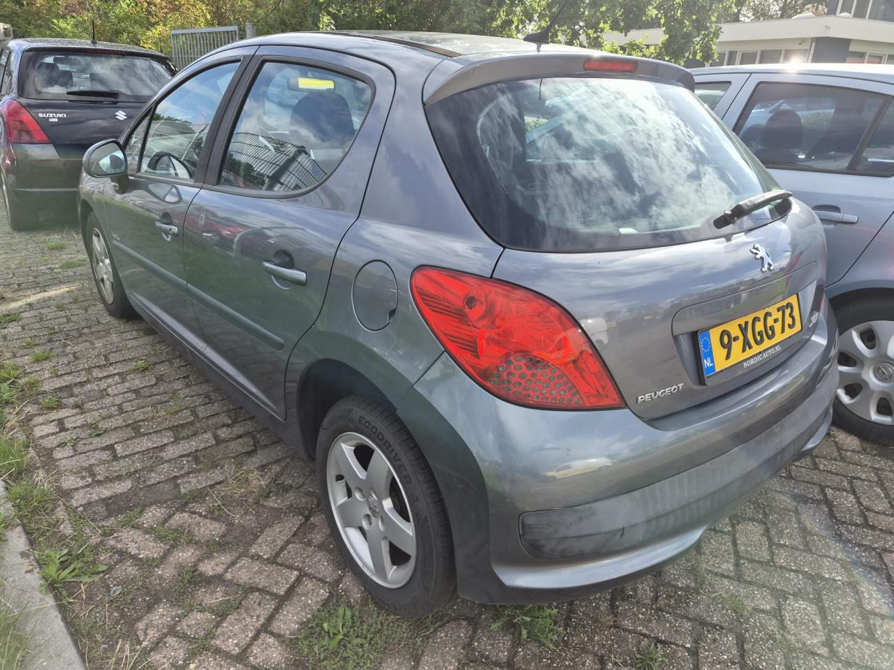 Peugeot 207/207+ 1.4-16V Vti  Apk 10-8-2027