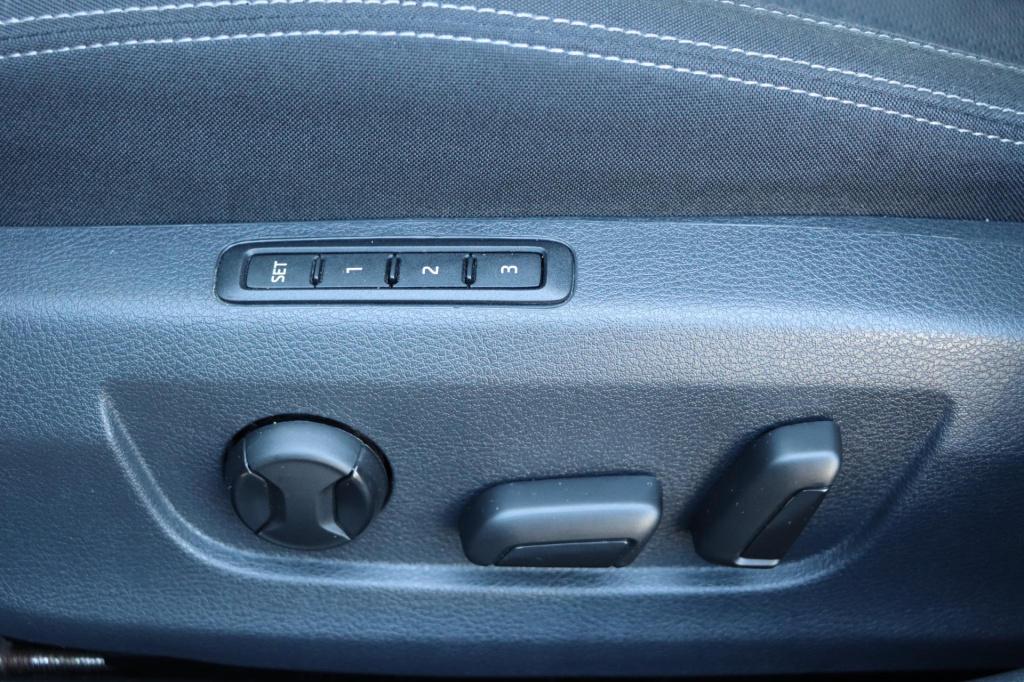 Skoda Superb combi 1.4 ehybrid style 218pk dsg6 | soh 93,1% | memory | stoe