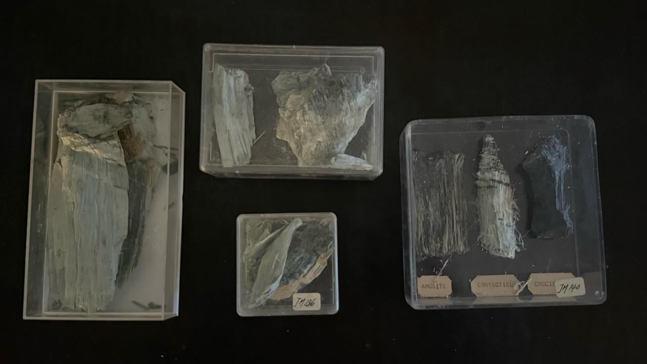 Pure Asbest uit Westerschelde voor onderzoeken Scheldewerf