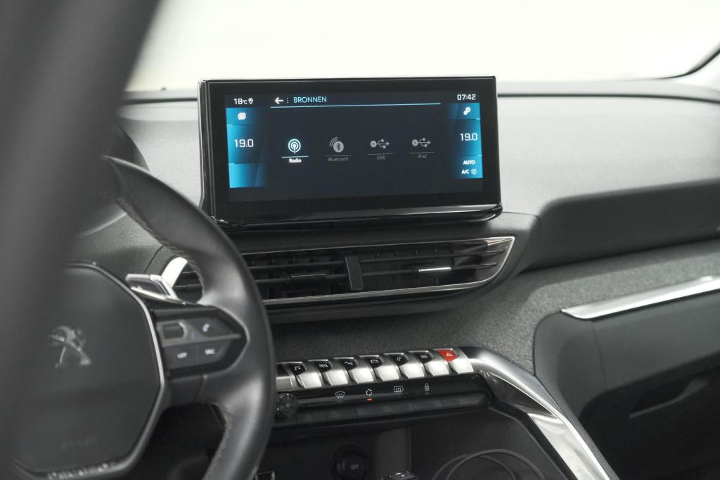 Peugeot 3008 puretech 130 eat8 allure | camera | adaptieve cruise control |
