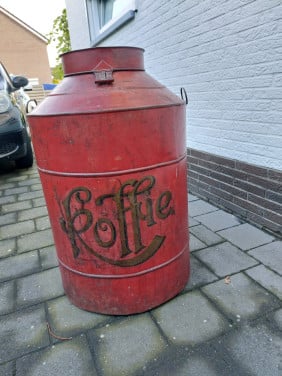 Koffieblik antiek €100