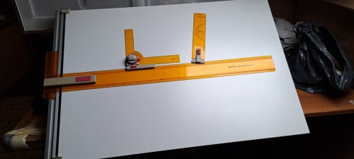 Te koop tafel teken tafel
