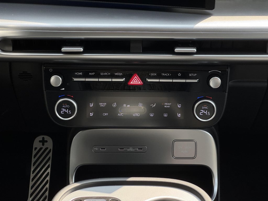 Hyundai Ioniq 9 connect+ awd 7p. 110.3 kwh nu in de showroom!