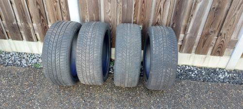 Winterbanden Continental 235/45 R18