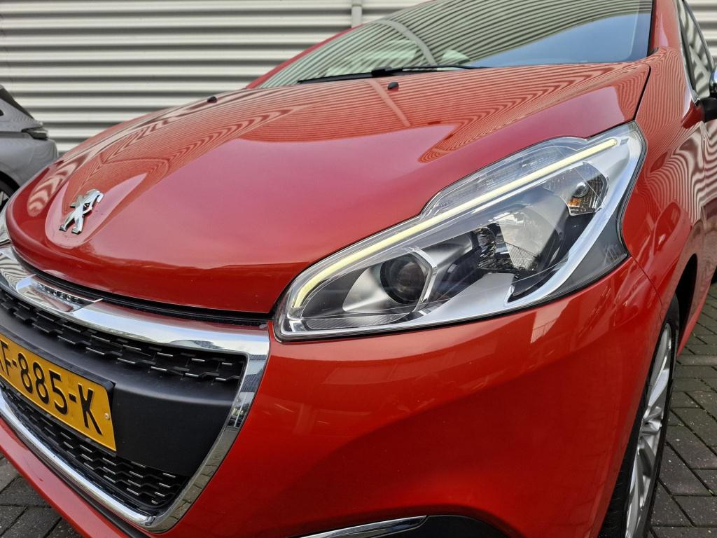 Peugeot 208 110 allure automaat eat6 nav/clima/lmv