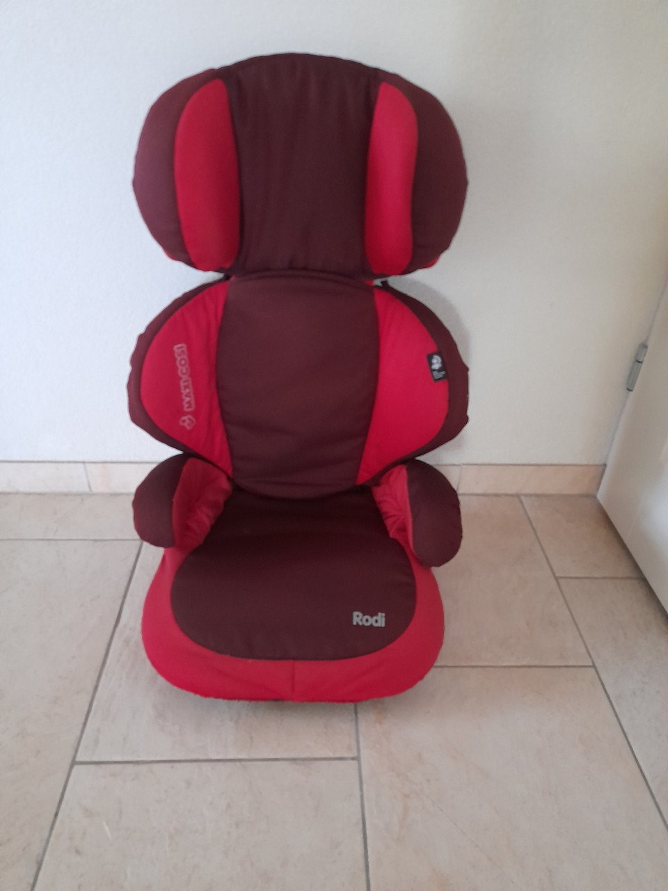 Maxi-cosi Rodi autostoel 15 / 36 kg  ( in goede nette staat )