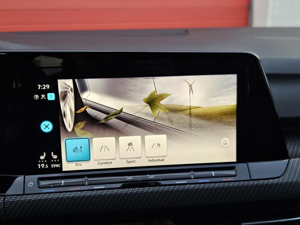 Volkswagen Golf variant 1.5 etsi r-line business | acc | elek. trekhaak