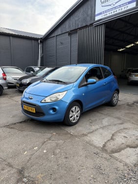 Ford ka met weinig kilometers !
