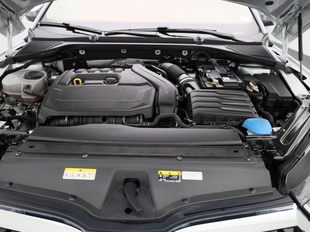 Skoda Octavia combi 1.5 e-tsi business edition | automaat | panoramadak | t