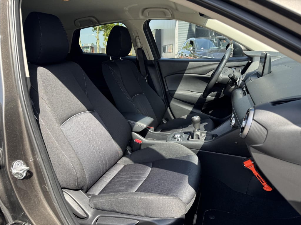 Mazda Cx-3 2.0 skyactiv-g 120 sport selected | navigatie | stoelverwarming 