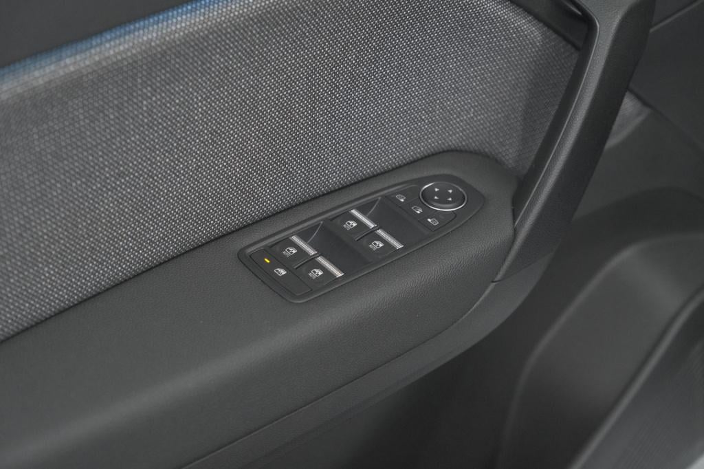 Renault Captur 1.8 e-tech full hybrid 160 techno | camera | adaptieve cruis