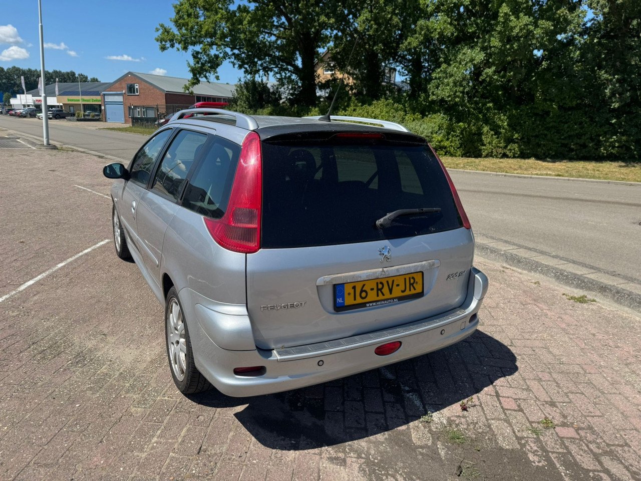 Peugeot 206 station bij 2005 1250 euro