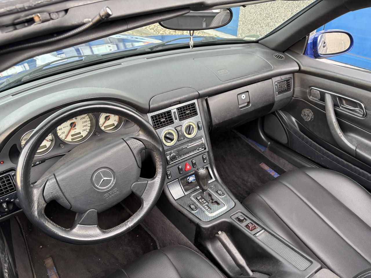 Mercedes Benz 200 SLK apk 8-2027
