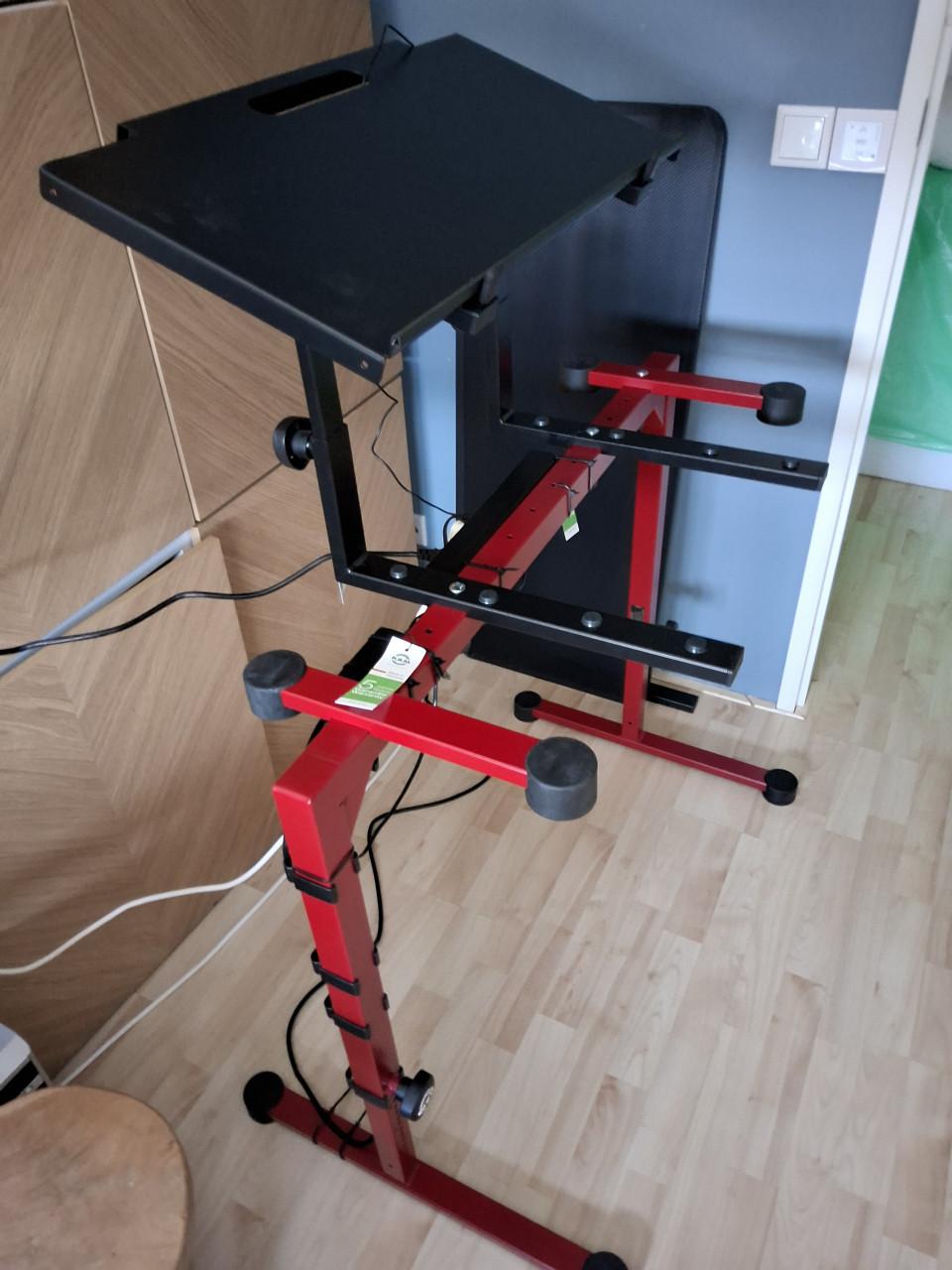 Roland Juno D8 Synthesizer volledig klavier 88 toetsen