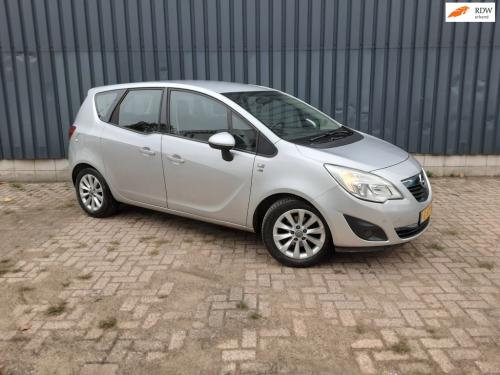 Opel Meriva 1.4 cosmo