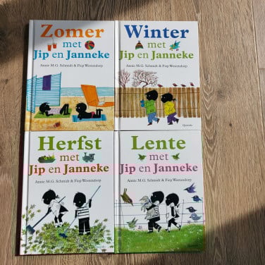 4 seizoenen boekjes van Jip en Janneke