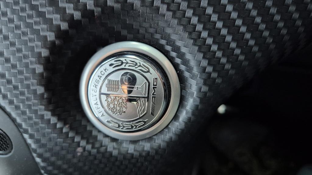 Mercedes-Benz A-Klasse 180 bus. sol. amg*led*navi*stoelvrw*18 inch*leder*zw