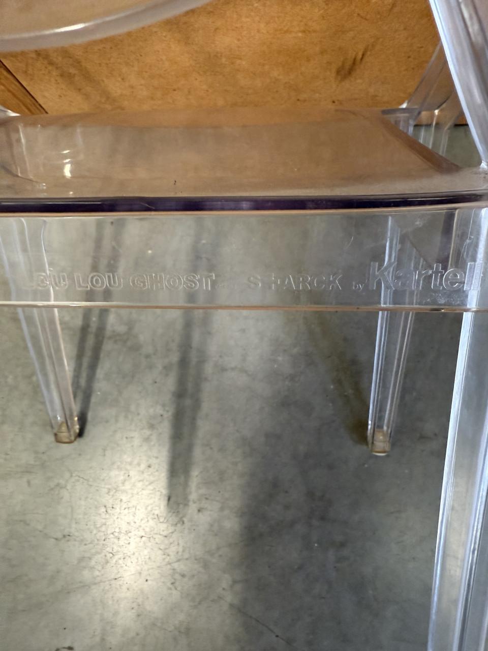 Lou Lou Ghost (Kartell) stoelen Philippe Starck