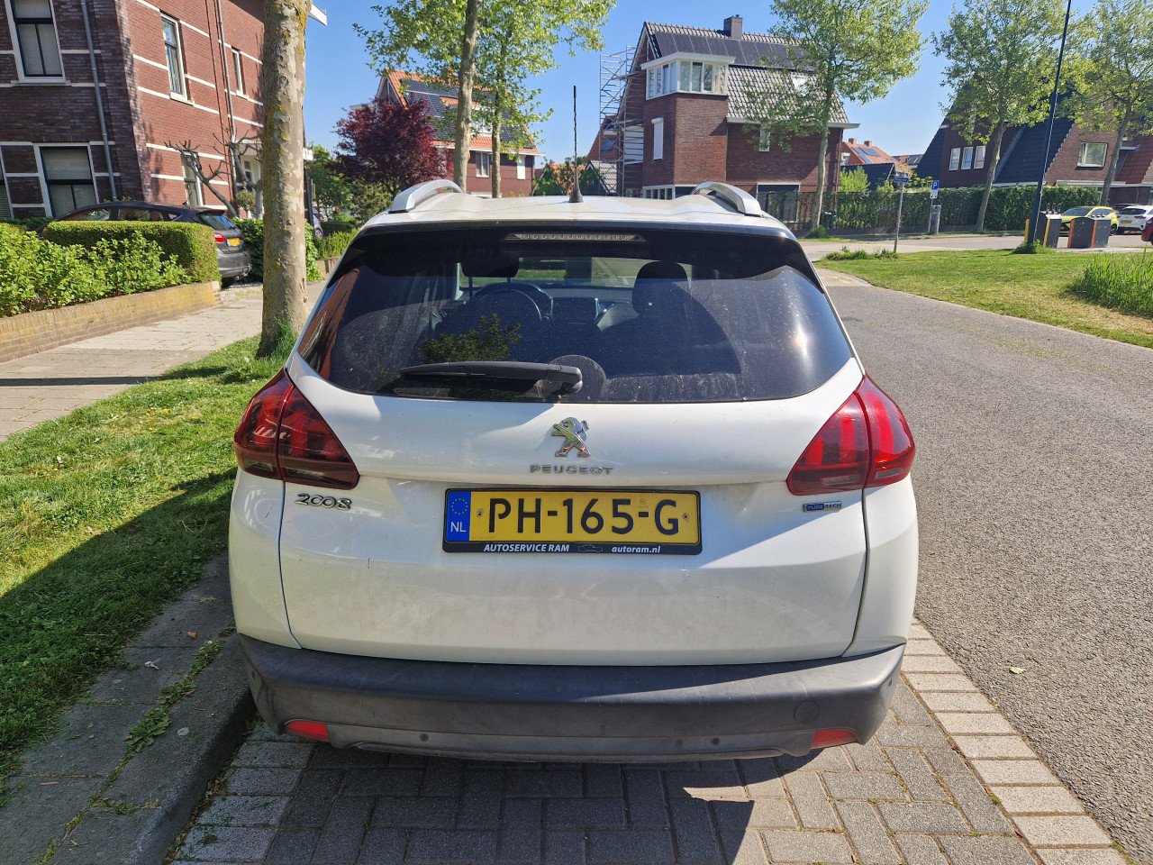 Peugeot 2008 met panoramadak