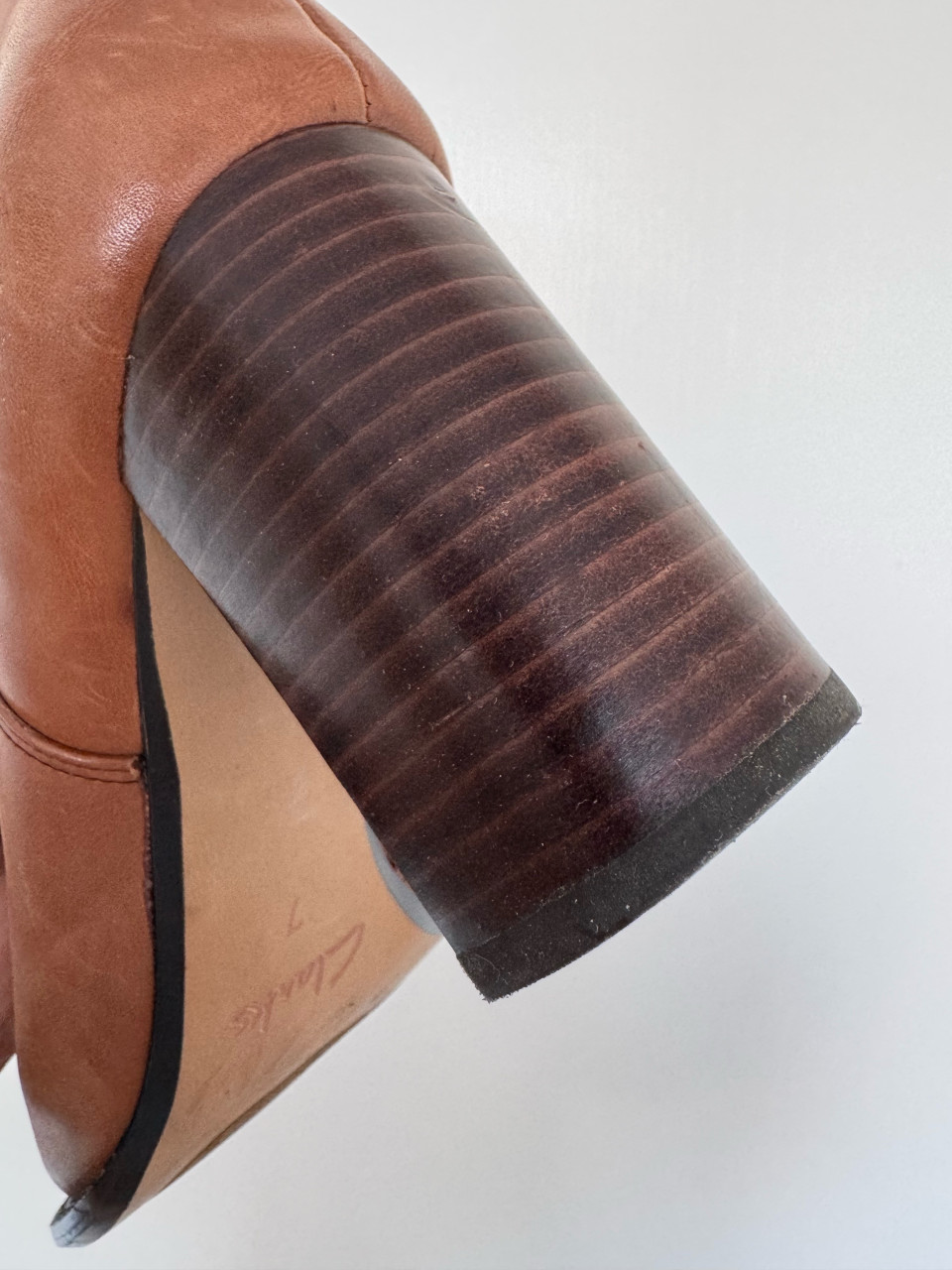 Bruine enkellaarsjes met hak van Clarks in maat 41 (7)