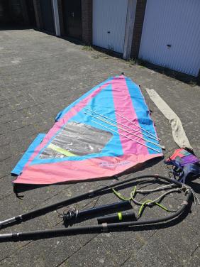 Surfzeil, giek toebehoren