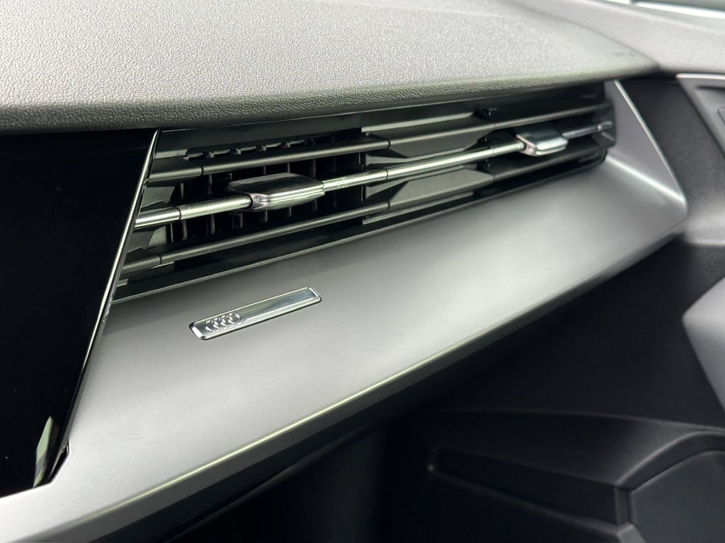 Audi A3 sportback 35 tfsi 150pk s-tronic s-line | led | virtual cockpit | s